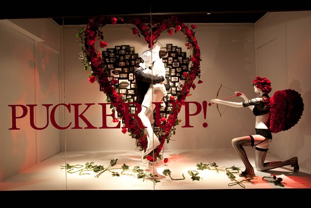 Top 5 Retail Window Displays - Photoline