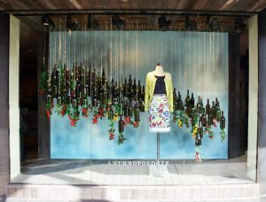 16 Retail Window Display Ideas to Drive Foot Traffic