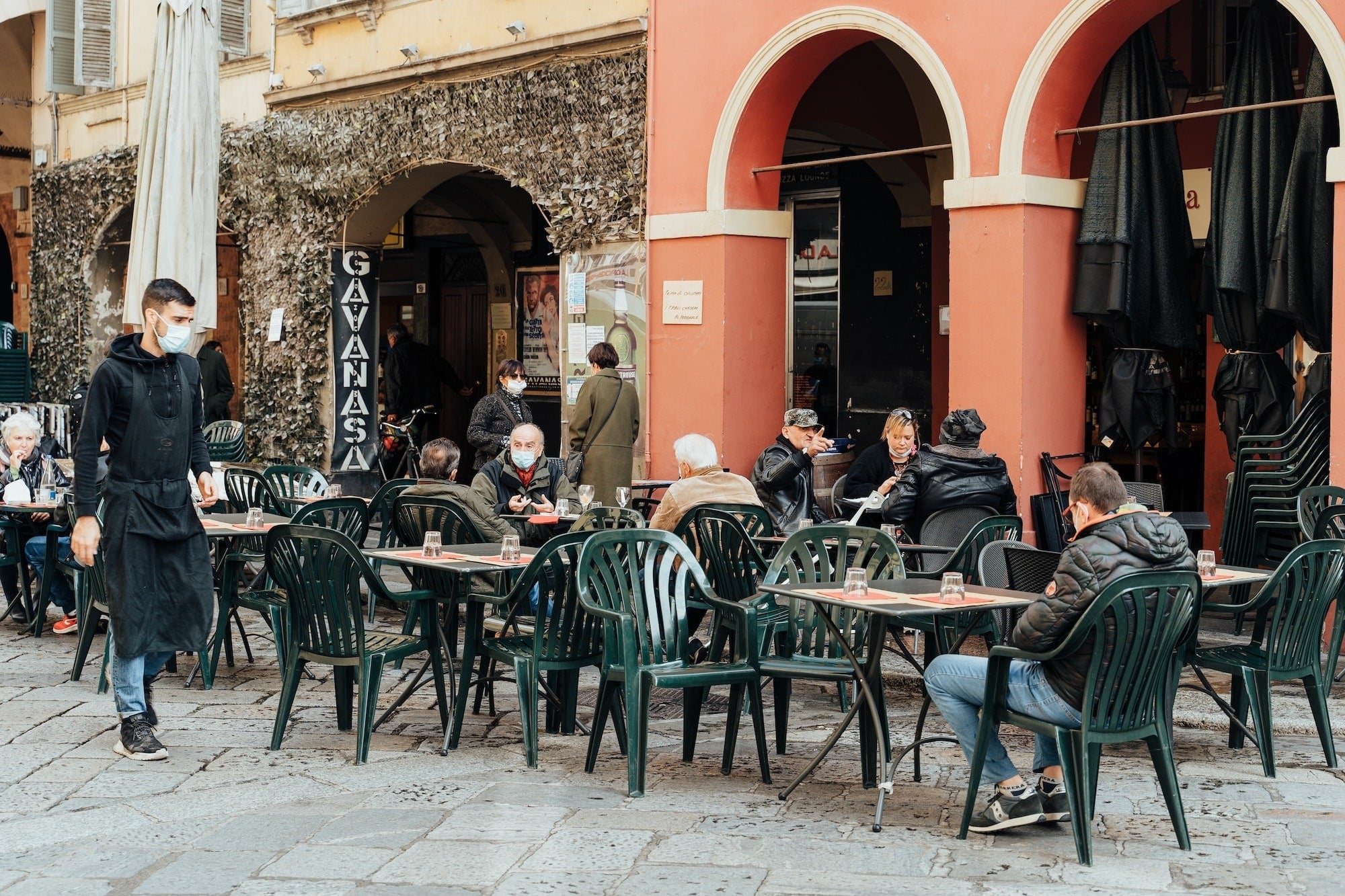 Verbraucher-Umfrage: Restaurants in Zeiten von Corona