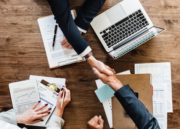 B2B Geschäftsverhandlung